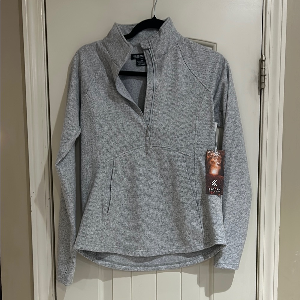 Kyodan Women's Gray Zip Long Sleeve